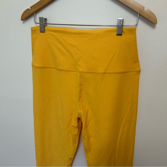 Beyond Yoga Vibrant Spacedye Yellow Women’s Leggings Size XL - Picture 2 of 4